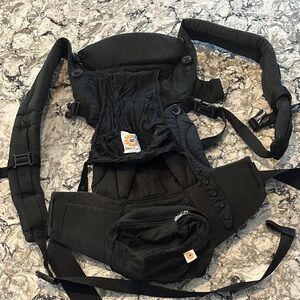 Ergobaby Midnight Black Carrier